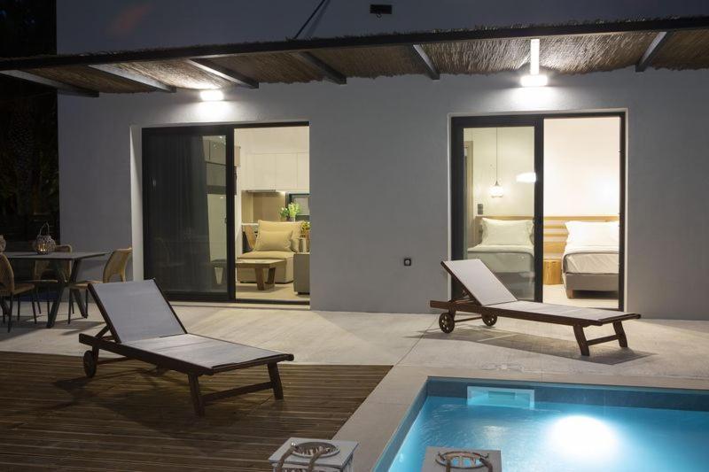 Seascape Villas Vassiliki - Beachfront Villas Bagian luar foto