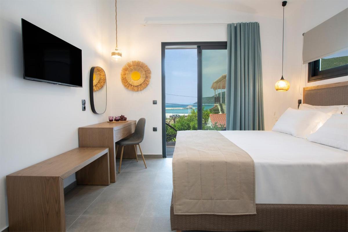 Seascape Villas Vassiliki - Beachfront Villas Bagian luar foto