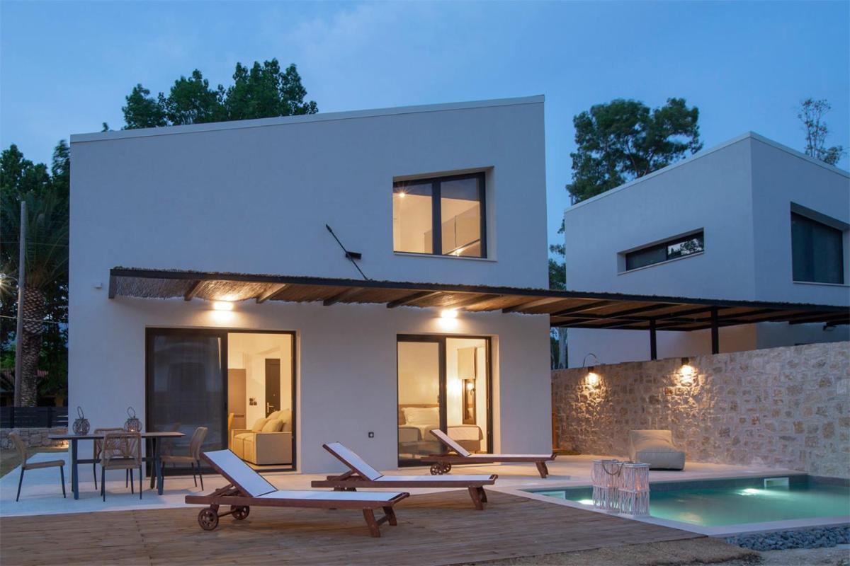 Seascape Villas Vassiliki - Beachfront Villas Bagian luar foto