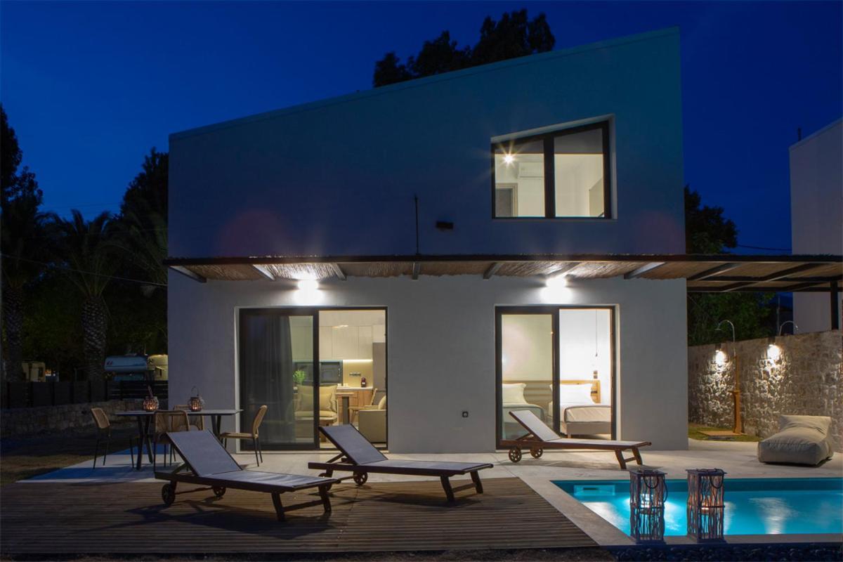 Seascape Villas Vassiliki - Beachfront Villas Bagian luar foto