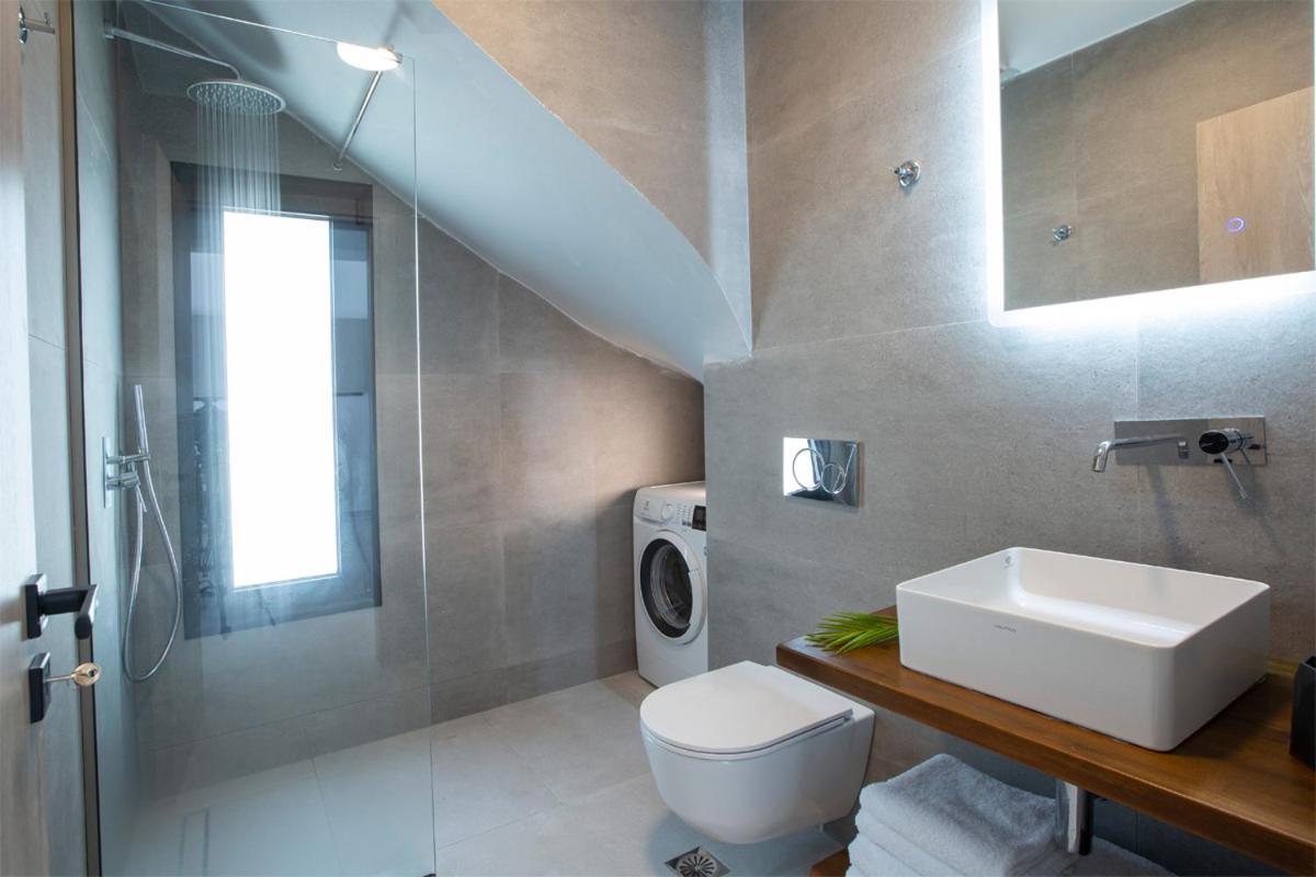 Seascape Villas Vassiliki - Beachfront Villas Bagian luar foto
